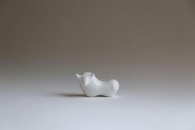 Ushi 箸置き(白)