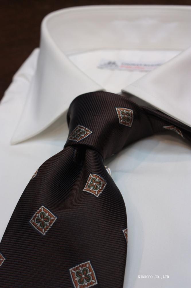 大判/アイボリーベース平織り黒ダイヤ柄ベニワレンNo.596