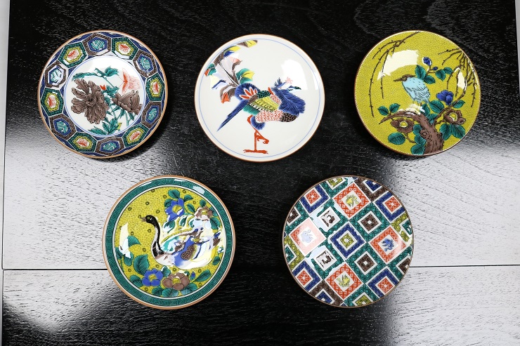 九谷焼 豆皿(5枚セット)|陶芸体験&ギャラリー 九谷満月|COREZO(コレゾ) これぞ北陸のいいモノ・いいコト発掘サイト