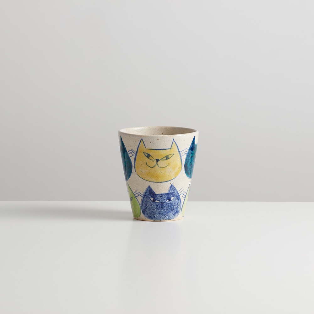 カップ　にゃんこ