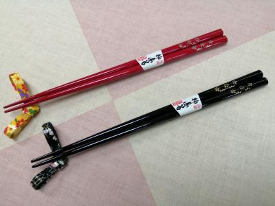 輪島箸　和紙箸置付小桜　二膳